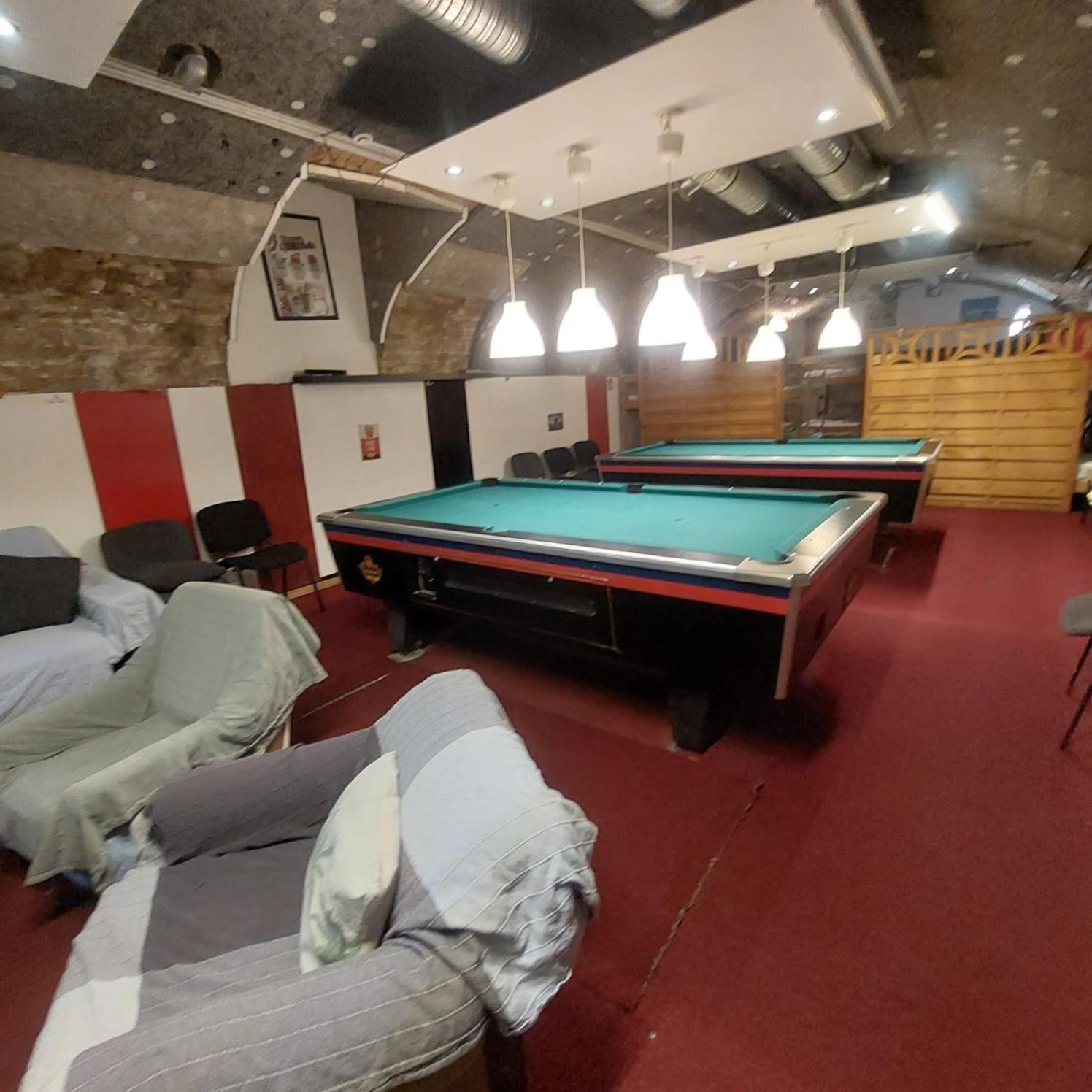 Whole Basement Former Pub For Stag Do, Bachelor House Party Flat Budapeste Exterior foto